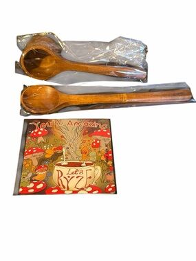 Ryze Wooden Spoons and magnet